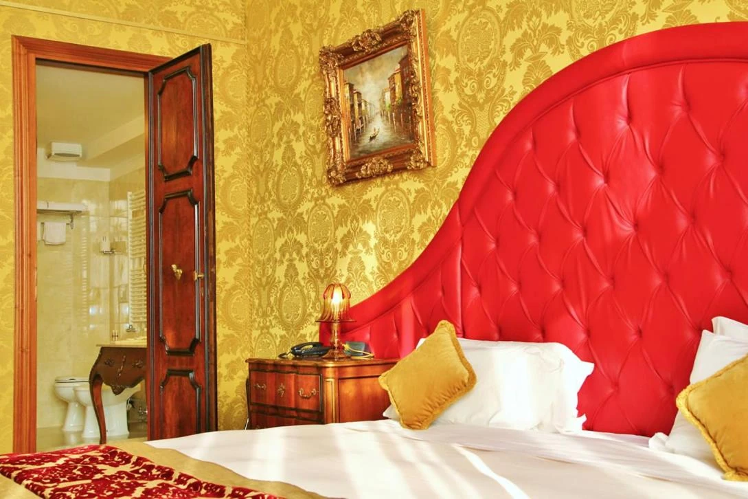 Suite — indretningsdetalje på Hotel Pesaro Palace